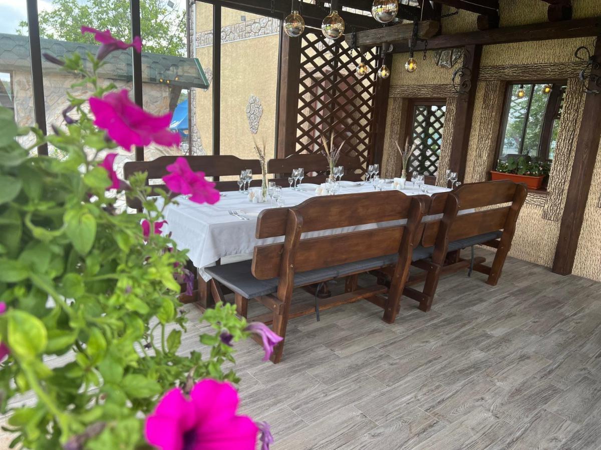Colina Verde Resort Kischinau Exterior foto